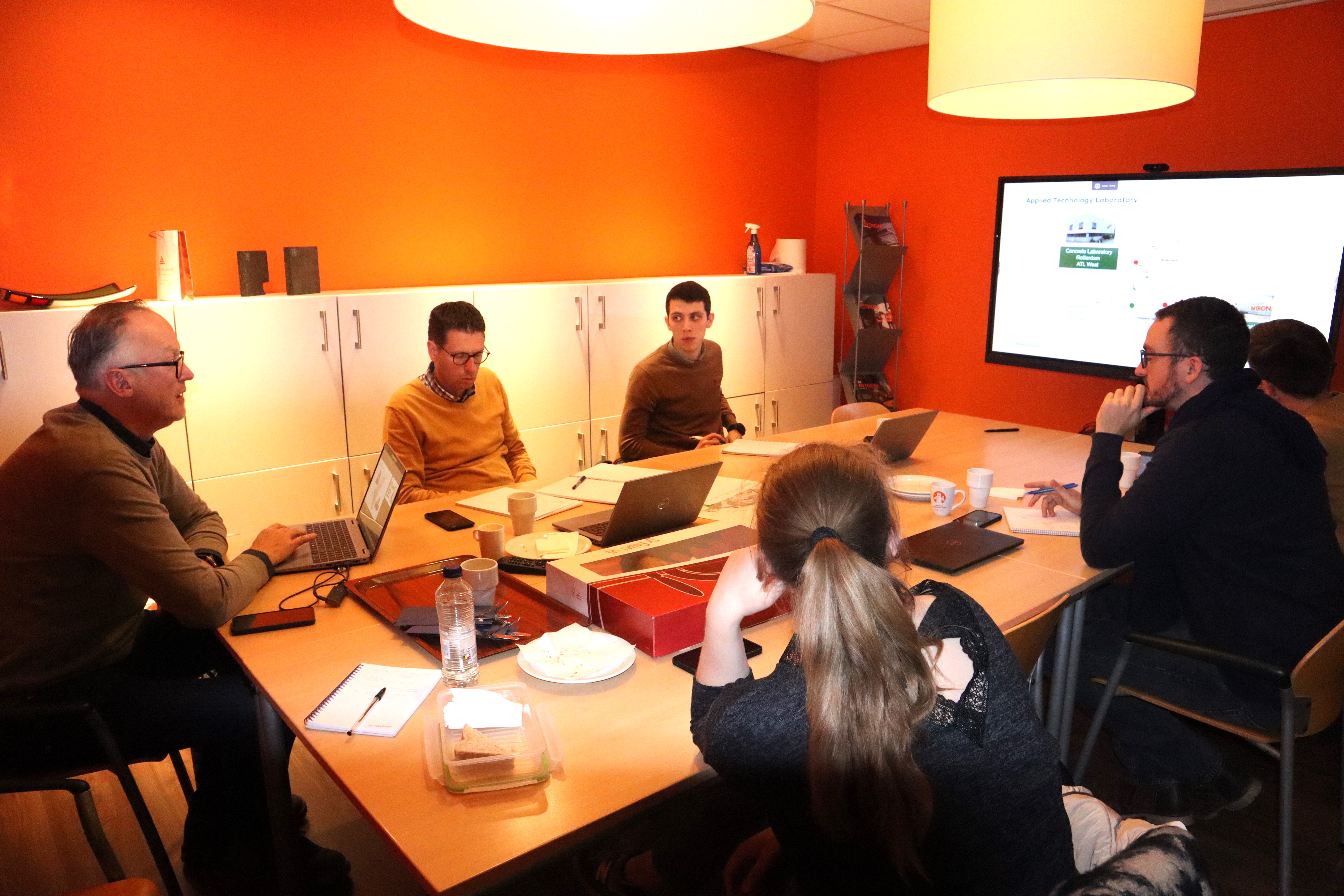 Partie théorique et présentation des missions du laboratoire aux jeunes ingénieurs